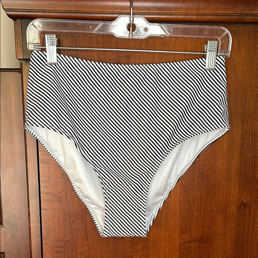 NWOT High Waisted Striped Bikini Bottoms
